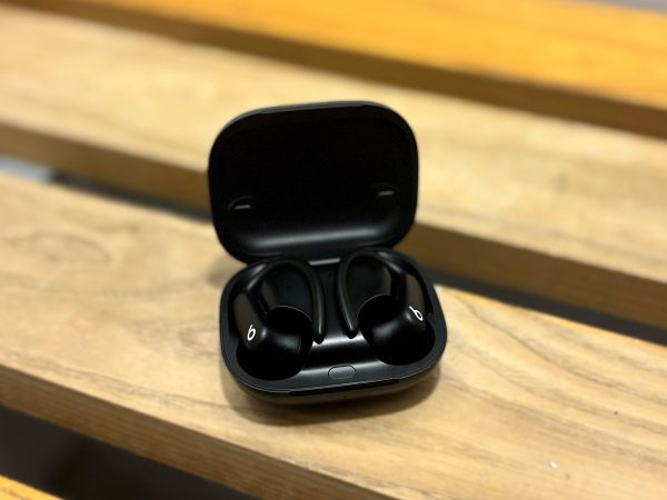 Extended Evaluation: Half a Year with Beats Powerbeats Pro 2 Earphones