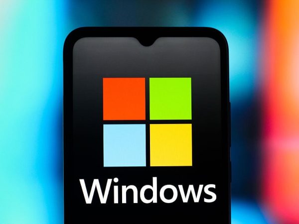 How to Automatically Toggle Between Light and Dark Modes in Windows 11