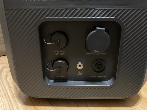 Save $900 on the Bluetti AC200L Mobile Power Station