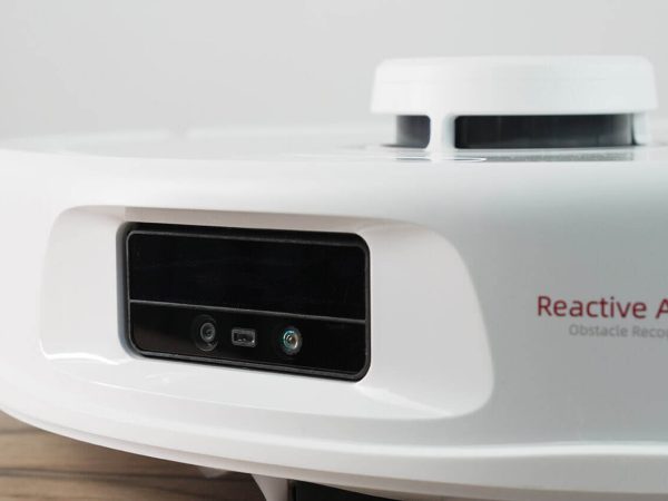 The Roborock Qrevo S5V Drops Back to Its Lowest Price Ever