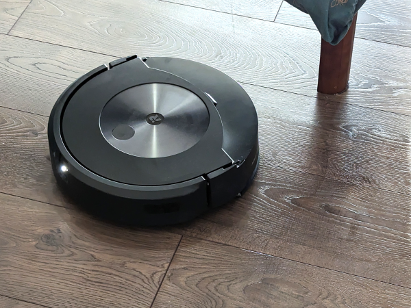 The Top Robot Vacuums for Any Surface, Price Range, and Degree of Indolence