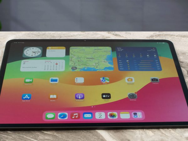 Transform Your Existence with Hue and Efficiency: Yellow 11-Inch Apple iPad Offer