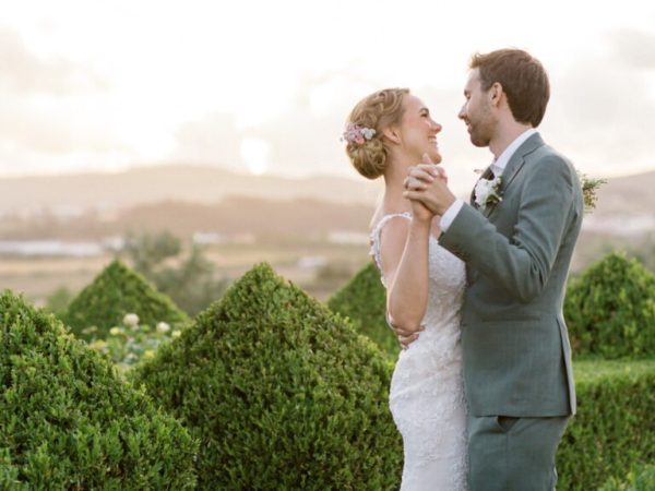 Discovering the Newest Wedding Craze: Brides Turning to ChatGPT for Guidance