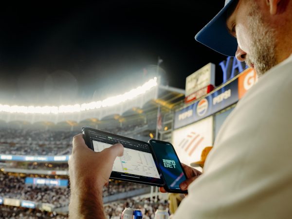 Is Internet Betting Adding to Las Vegas Problems?