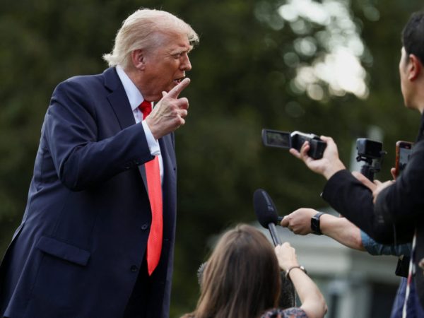 Jimmy Kimmel Questions Trump’s Publication of Epstein Documents