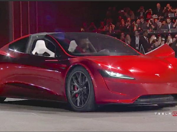 Musk Targets Tesla Roadster Showcase by Late 2025