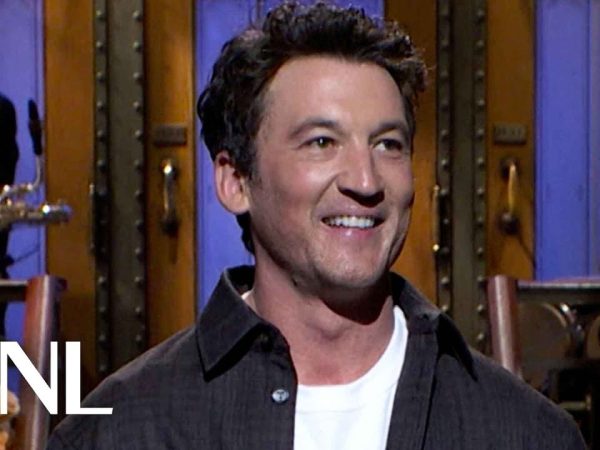 SNL’s Weekend Update Parodies Donald Trump’s Insensitive White House Bathroom Overhaul