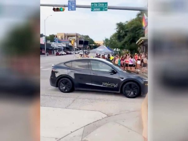 Autonomous Tesla Robotaxi Observed in Austin