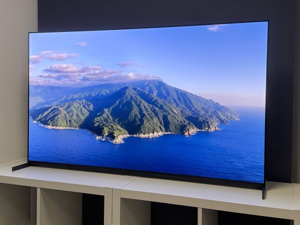 Hisense’s 65-inch The Frame competitor hits an all-time low of $699 on Amazon