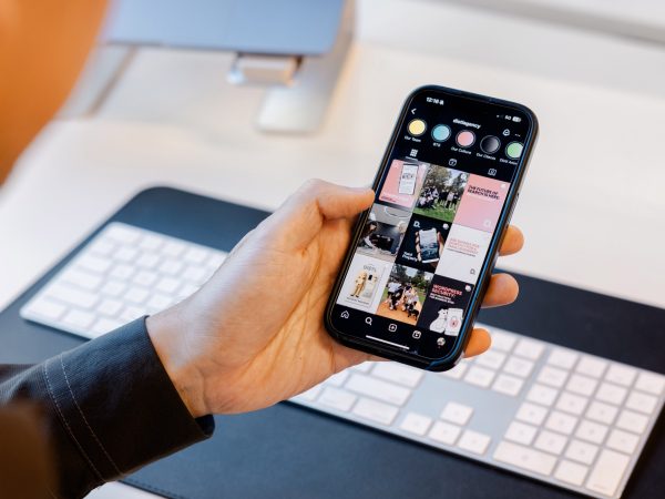 Instagram Automatically Creates SEO-Optimized Headlines for Google Search Outcomes