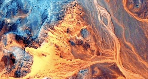 More than 40 Cyber Monday TV Offers Still Up for Grabs: Hisense Canvas and Samsung OLEDs at Black Friday Rates on Dec. 2