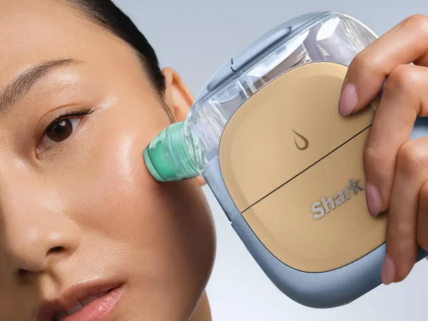 Shark FacialPro Glow Review: Efficient Pore Clearing, Yet Not Ideal for Every Skin Type