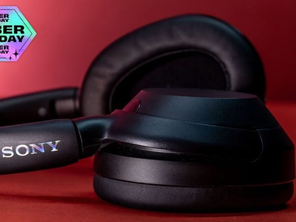 Sony WH-1000XM5 Headphones Remain Available for Below $250 on Amazon After Cyber Monday