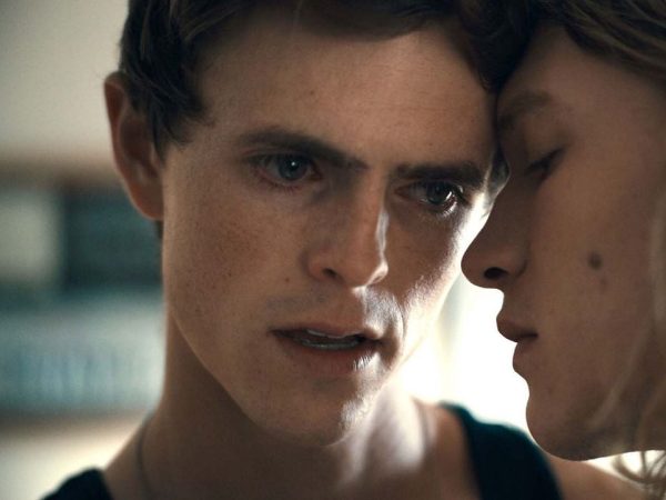 Connor Storrie, Hudson Williams, and Seventeen’s Joshua Are the Most Viral Meet-Cute at the Golden Globes