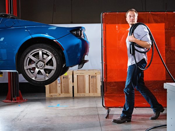 Elon Musk Warns Against Purchasing the Roadster Due to Safety Issues