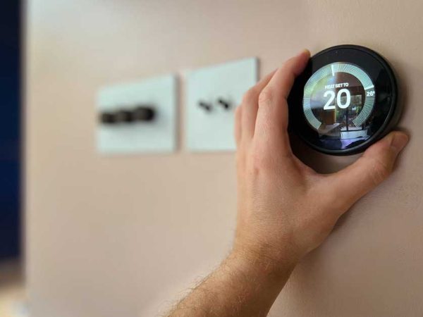 Reduce Your Heating Costs with the Google Nest Learning Thermostat at the Best Price