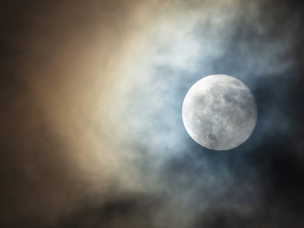 Today’s Lunar Phase: How the Moon Will Appear on January 12