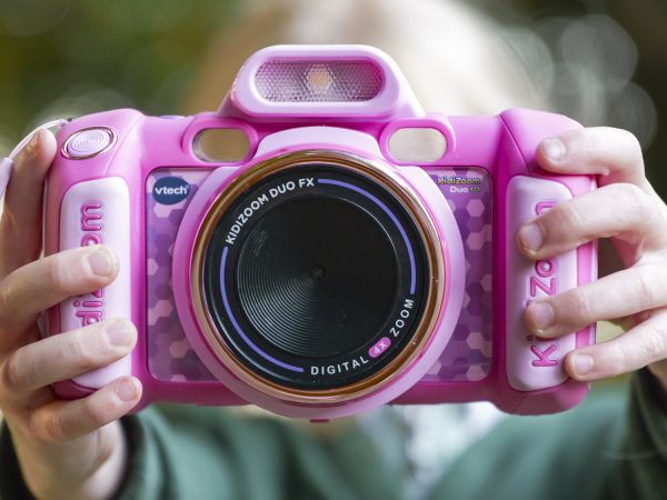 This Intelligent Frame Enables Me to Upload Toddler Pictures Anywhere; My Entire Family Purchased One