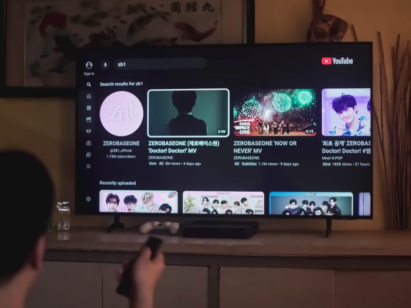 YouTube Premium Lite Introduces Background Playback and Downloadable Material