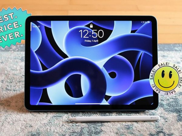 Amazon has just reduced the price of the Apple iPad Air to its all-time low — get a $199 discount during the spring sale.