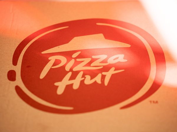 Mother’s Day 2026 Offers: Enjoy Complimentary Meals from Denny’s, Pizza Hut, Dunkin, and Others